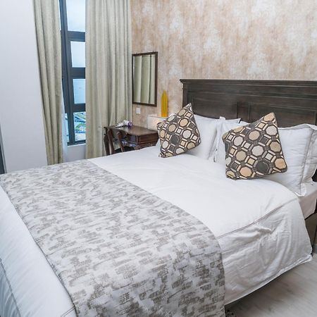 Petronella Suites Apartment @ Jesselton Quay Kota Kinabalu Eksteriør bilde