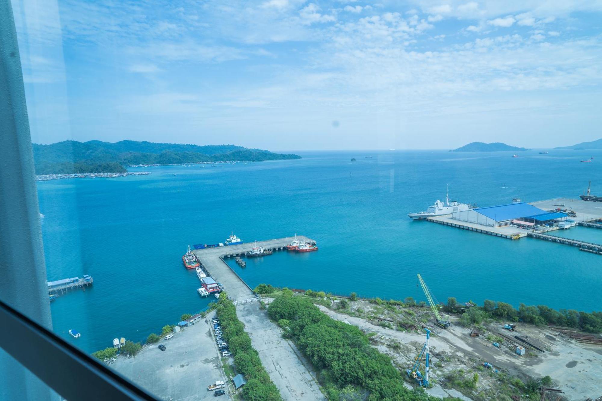 Petronella Suites Apartment @ Jesselton Quay Kota Kinabalu Eksteriør bilde