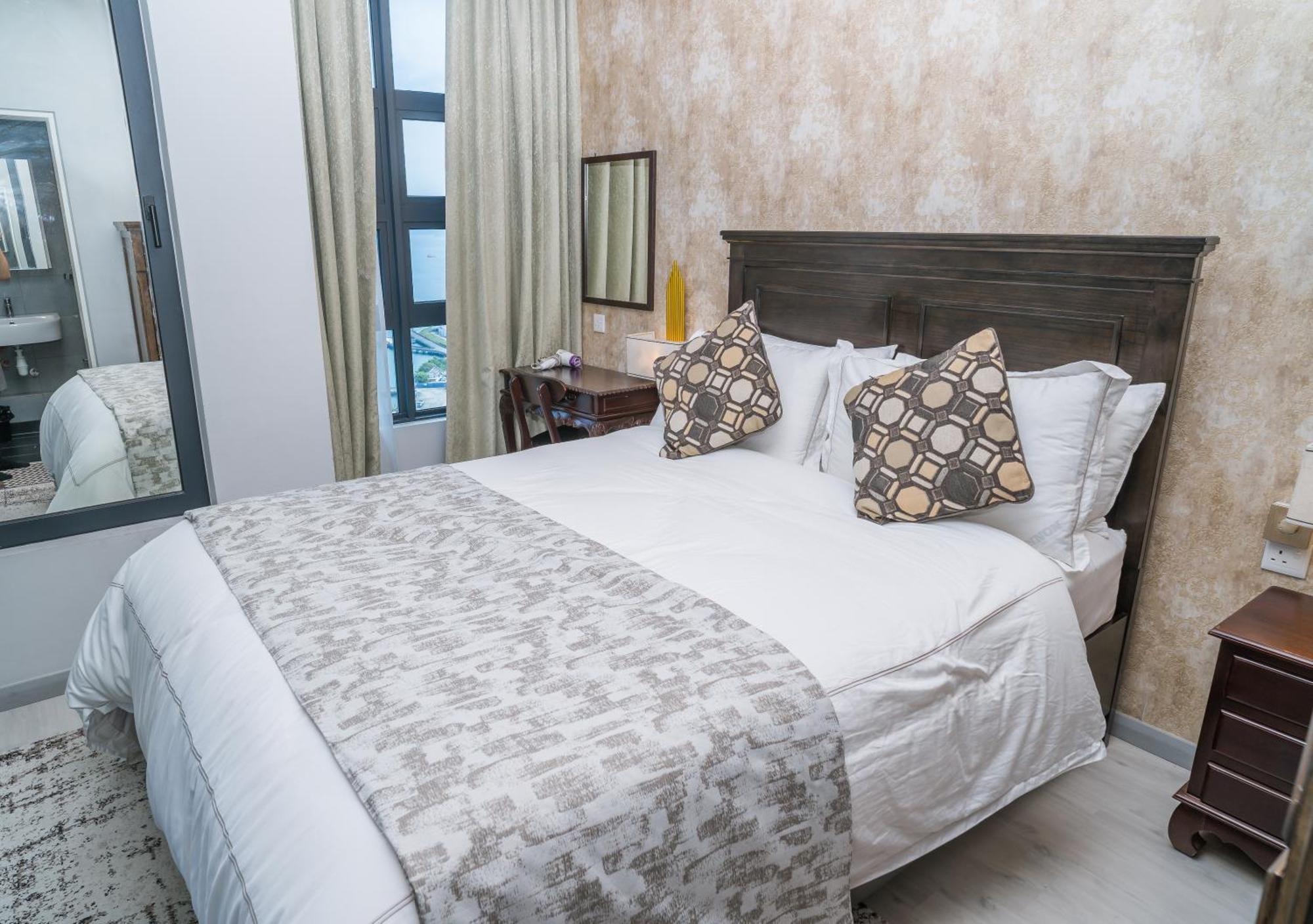 Petronella Suites Apartment @ Jesselton Quay Kota Kinabalu Eksteriør bilde